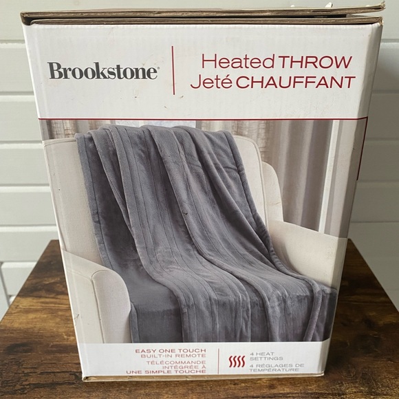 Brookstone | Bedding | Brookstone Luxurious Electric Heated Throw Blanket |  Poshmark